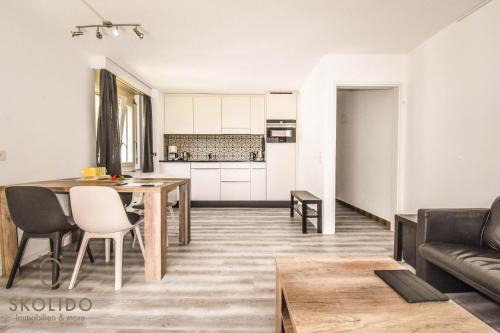 Breiten Apartamento | Apartment A im Grünen, Mörel Breiten