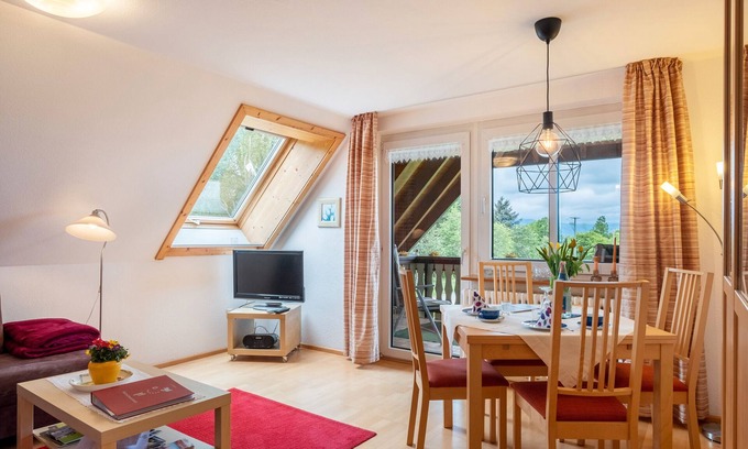 Eschbach Apartamento | Apartamento 'Abendrot, 55qm' con vistas a la montaña, terraza compartida y Wi-Fi