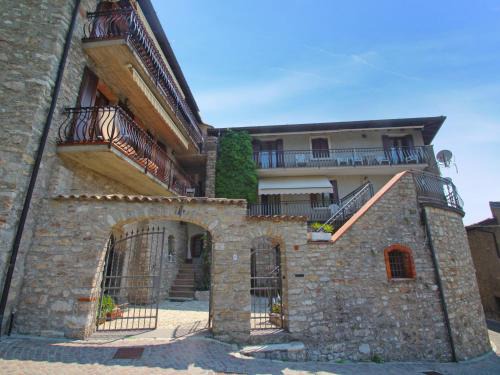Gardola Apartamento | Apartment Adalgisa-1 by Interhome