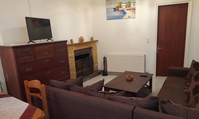 Peroulades Apartamento | Apartamento 'Alexandros' con terraza privada, Wi-Fi y aire acondicionado