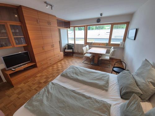 Gauting Apartamento | Apartment am Wald in Gauting, ideal mit Hund