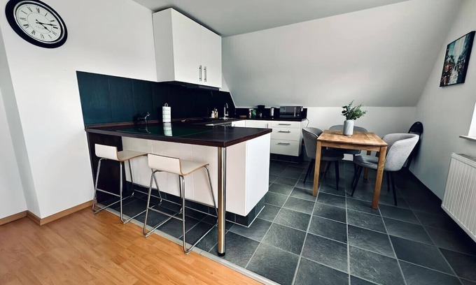 Rheine Apartamento | Apartment Am Waldhügelsee II - balcony and great location