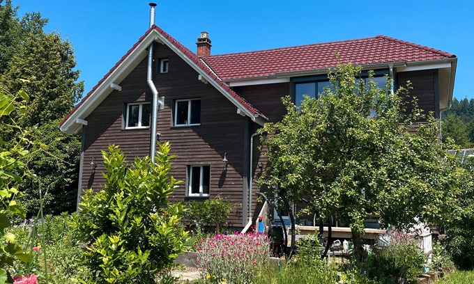 Wollbach Apartamento | Apartamento 'An Der Wiese' con balcón y Wi-Fi