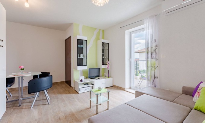 Kastela Apartamento | Apartment Anamaris