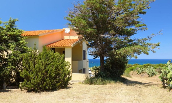 La Ciaccia Apartamento | Apartment Ananas 1 C by Interhome