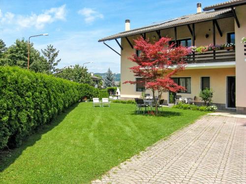 Caldonazzo Apartamento | Apartment Anna-2 by Interhome