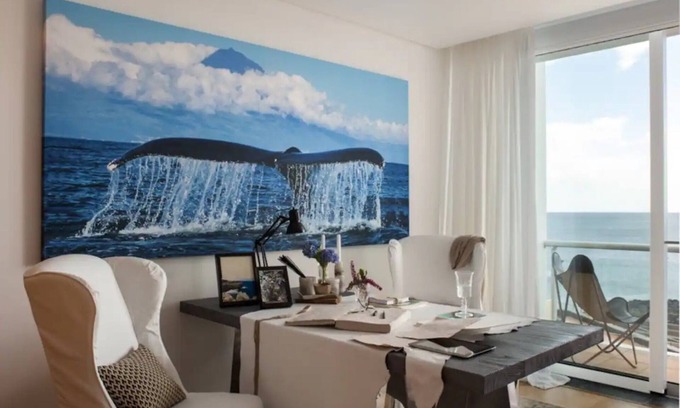 Praia da Vitoria Apartamento | Apartment 'Apartamento Boavista' with Sea View, Wi-Fi and Air Conditioning