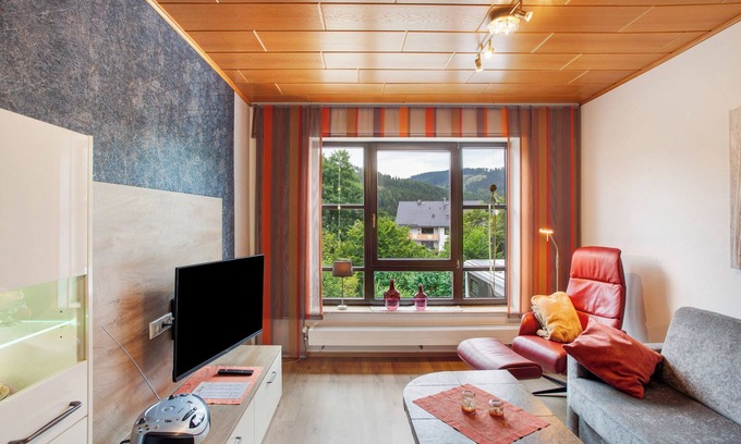 Ortsmitte Apartamento | Apartamento 'Appartment 11' con vistas a la montaña, terraza privada y Wi-Fi
