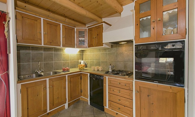Bellamonte Apartamento | Apartment 'Appartamento Tabià In Baita Lor' with Mountain View, Shared Garden and Wi-Fi