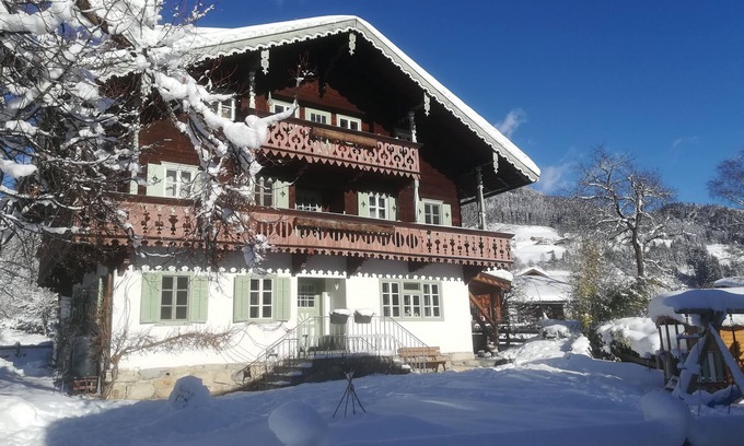Muhlbach im Pinzgau Apartamento | Apartamento "Aqua Marin" en chalet tradicional austriaca