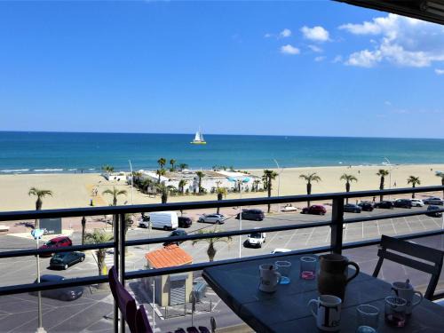Le Grand Large Apartamento | Apartment Artimon by Interhome