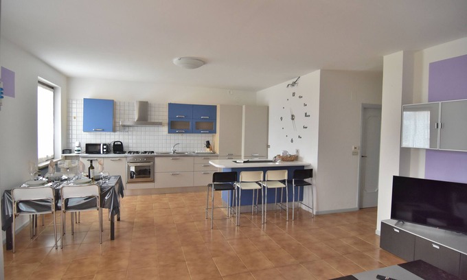 Casez Apartamento | APARTMENT AT ROMINA'S WITH FREE PARKING CIN IT022169C2INQW76YH
