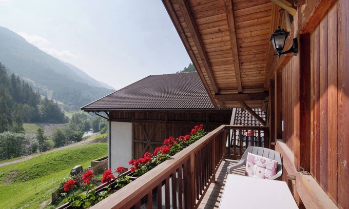 Senales Apartamento | Apartamento 'Ausser Brugghof Birgit' con vistas a la montaña, jardín compartido y Wi-Fi