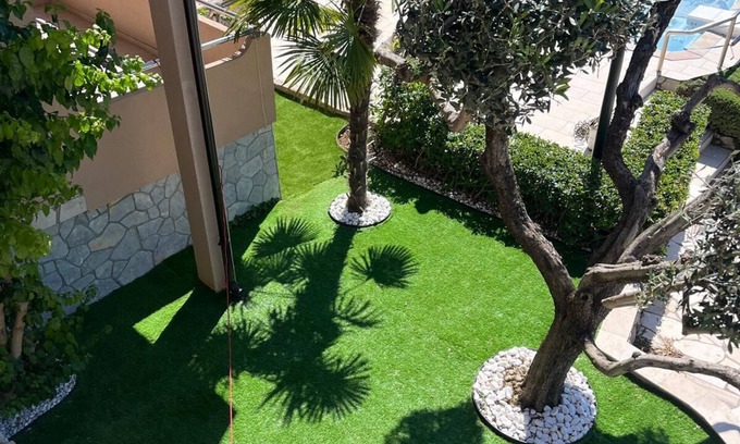 Kornic Apartamento | Apartamento Barbara033 con la piscina y una vista al mar perfecta