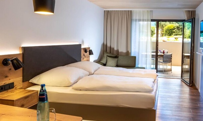 Oberried Apartamento | Apartment Basement with 2 beds & 1 sofa bed, max. 3 persons