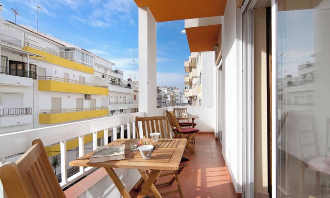 Vila Real Santo Antonio Apartamento | Apartamento "Beija Flor" con balcón privado, Wi-Fi y aire acondicionado