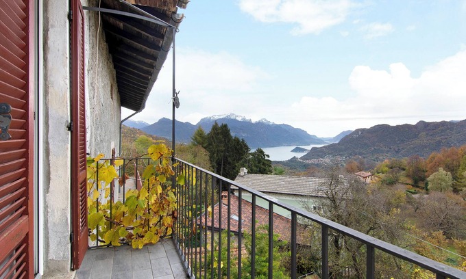Naggio Apartamento | Apartamento 'Belcantone' con vistas al lago, balcón y Wi-Fi