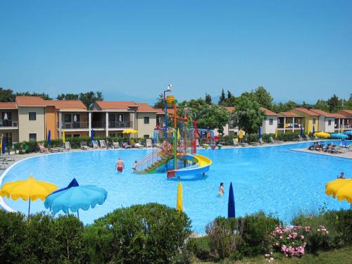 Cavalcaselle Apartamento | Apartment Belvedere Village-1 by Interhome