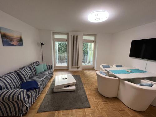 Ostliche Altstadt Apartamento | Apartment BERNSTEIN ruhig, familienfreundlich mit Garten