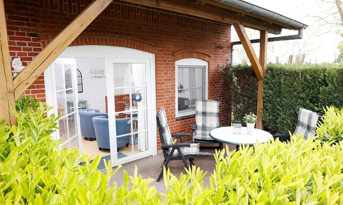 Lemkendorf Apartamento | Apartment "Bett in't Kornfeld" on farm Hofbude Fehmarn