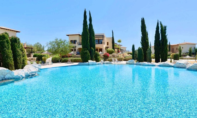 Aphrodite Hills Apartamento | Apartment BF01 - Asulon