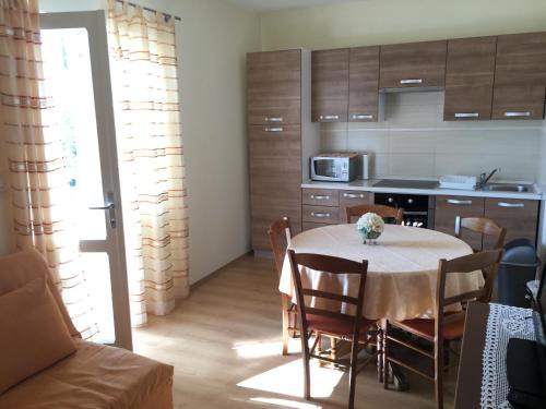 Rab Apartamento | Apartment Biserka