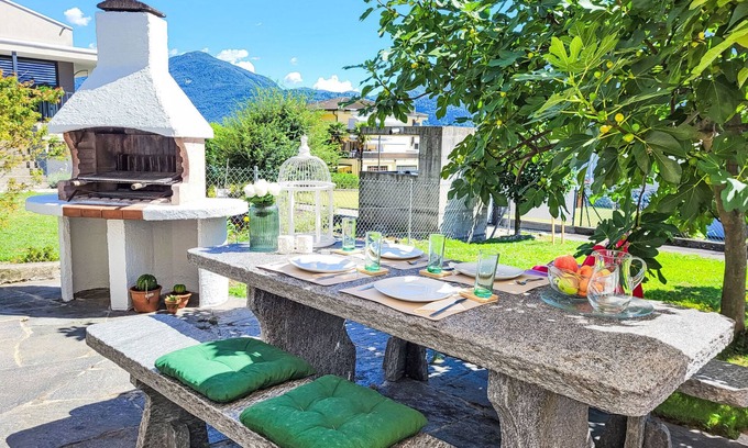 Riazzino Apartamento | Apartment Bizio by Interhome