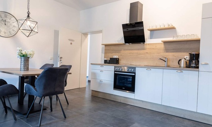 Weeze Apartamento | Apartment Blumenwiese for 5 people (Anlitzhof)