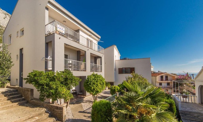 Brist Apartamento | Apartment Brist 11078c