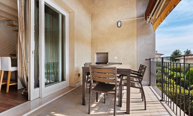 Raffa Apartamento | Apartment 'Castello A Raffa' with Mountain View, Wi-Fi and Air Conditioning