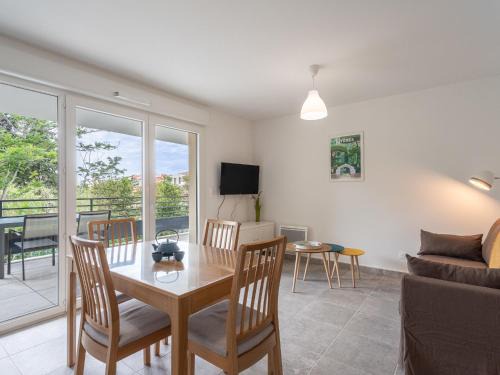 Hyeres City Centre Apartamento | Apartment Canopy by Interhome