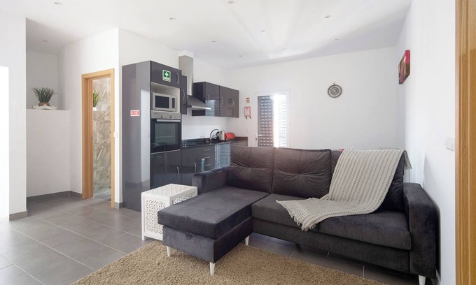 Capelas Apartamento | Apartamento 'Capelas Pdl' con vistas al mar, balcón y Wi-Fi