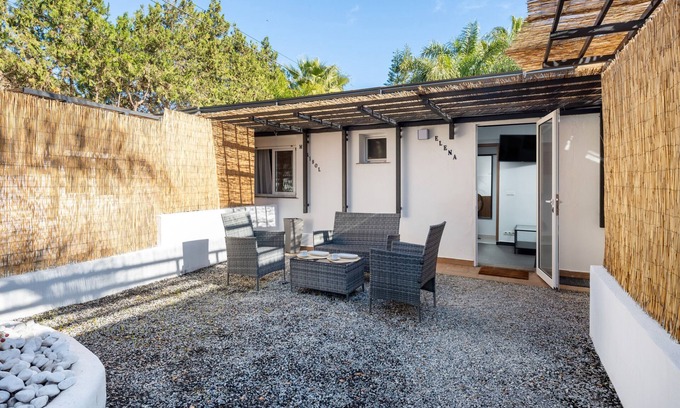 Almayate Bajo Apartamento | Apartamento 'Casa 2' con vistas a la playa, Wi-Fi y aire acondicionado