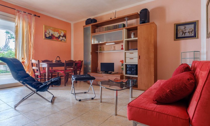 Casalabate Casa | Apartamento 'Casa Azzurra 107m Dal Mare' con jardín privado y aire acondicionado