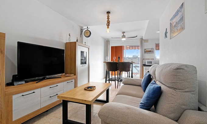 Chilches Apartamento | Apartamento 'Casa Pera' con terraza privada y Wi-Fi