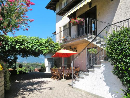Luino Apartamento | Apartment Casa Riboni by Interhome