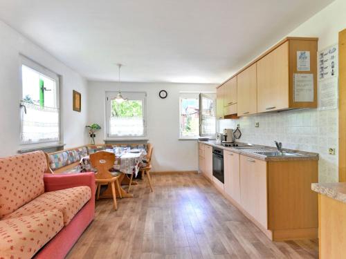 Fontanazzo Apartamento | Apartment Cecilia-2 by Interhome