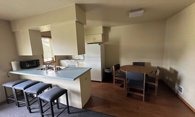 Plymouth Apartamento | Apartment Centrally Located