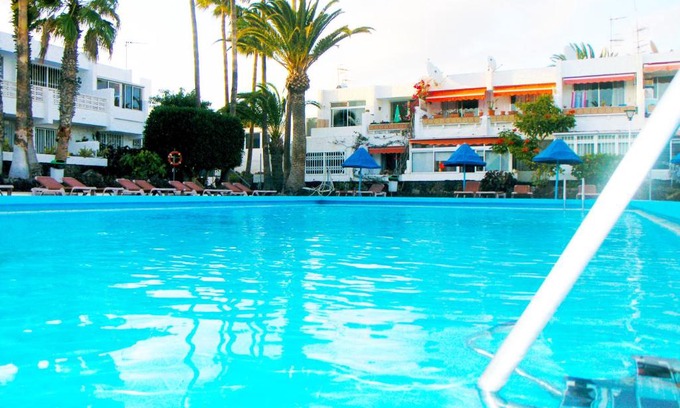 Arona Apartamento | Apartment Chaparral Complex