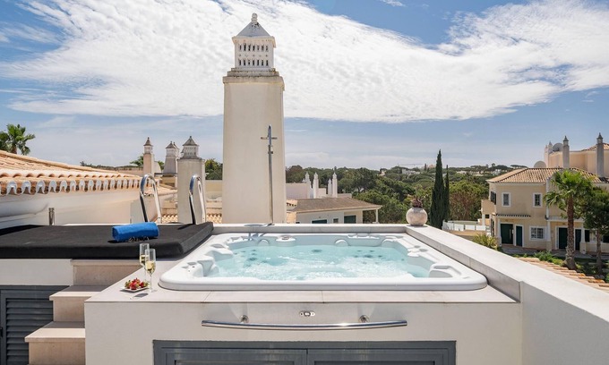 Vale do Lobo Apartamento | Apartment Chi - Vale de Lobo