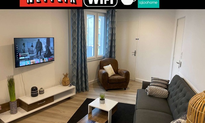 Cholet Apartamento | Apartment Cholet les Halles garden side