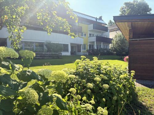 Eben im Pongau Apartamento | Apartment Christine EG by Interhome