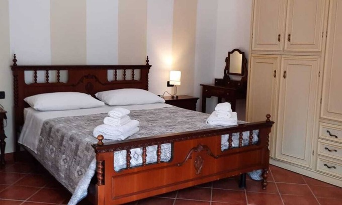 Vezzano Ligure Apartamento | Apartment convenient to Lerici and 5 Terre