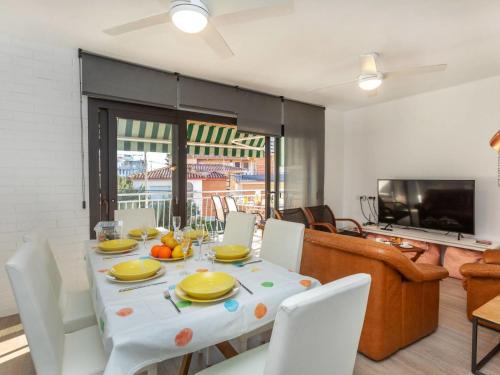 Comarruga Apartamento | Apartment Cosy Flat by Interhome