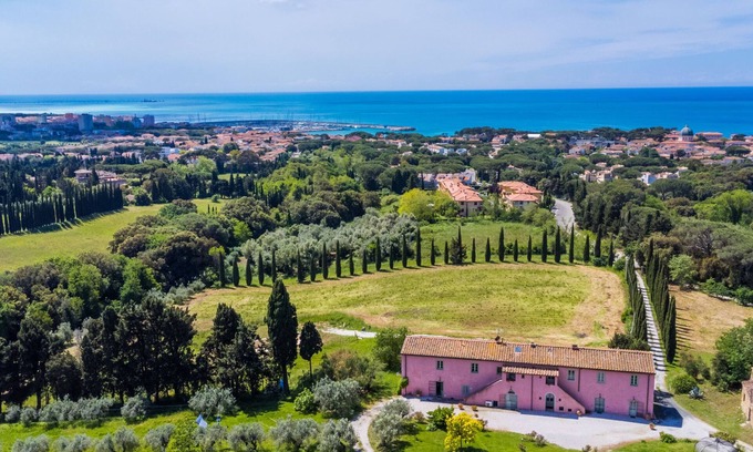 Castiglioncello Apartamento | Apartamento Cotto by Interhome