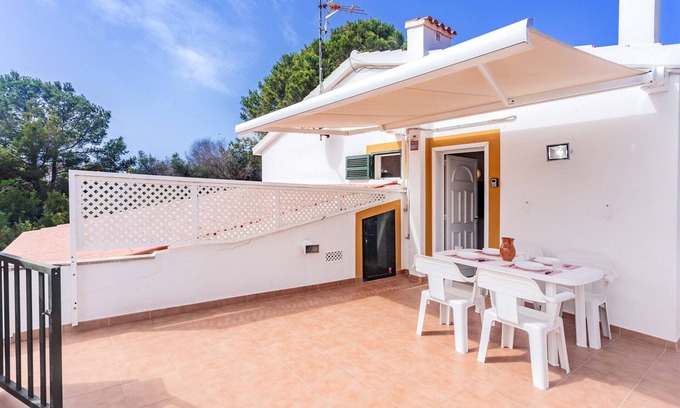 Cala'n Bosch Apartamento | Apartamento 'Cova Des Moro 8' con piscina compartida, Wi-Fi y aire acondicionado