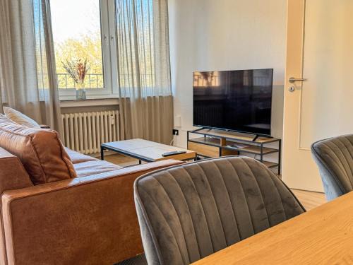 Duesseltal Apartamento | Apartment Düsseldorf 100QM, 6 Personen, Balkon, Messe, Küche