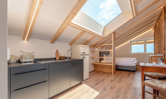 Tramin Apartamento | Apartamento 'Das Hubertus Suite Hubertus' con vistas a la montaña, sauna y aire acondicionado