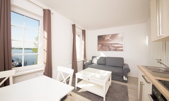 Ekenis Apartamento | Apartment 11 in the Schleiblick apartment house with a direct view of the Schlei 1st floor
