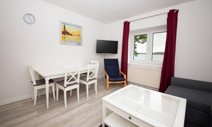 Ekenis Apartamento | Apartment 4 in the Schleiblick apartment house with a direct view of the Schlei on the ground floor